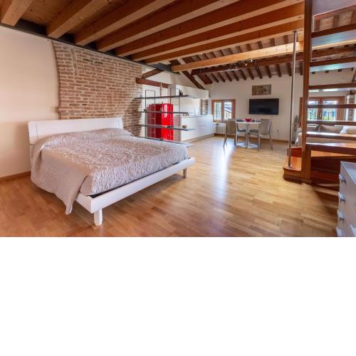 Loft Mirano Tre (Alloggi alla Campana)