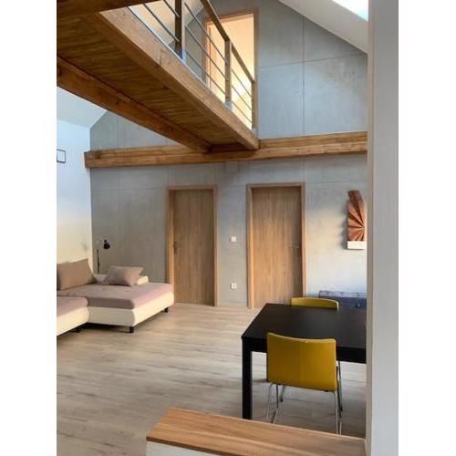 Loft Pihenő és Wellness Ház
