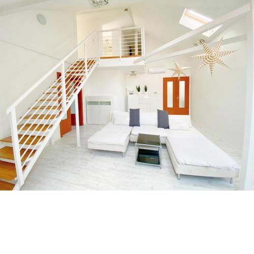 Loft with Rooftop and Garage