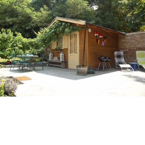 Logcabin Závod