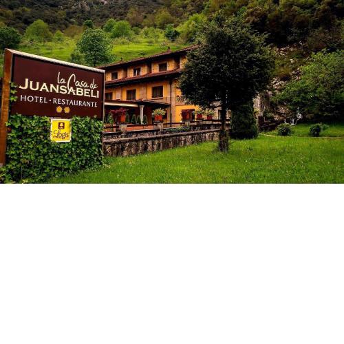 Logis Hotel Restaurante La Casa de Juansabeli