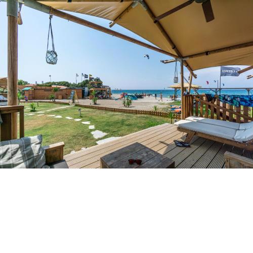 LOGOS Beach Village