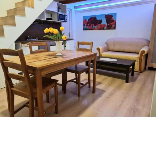 Lola Apartment