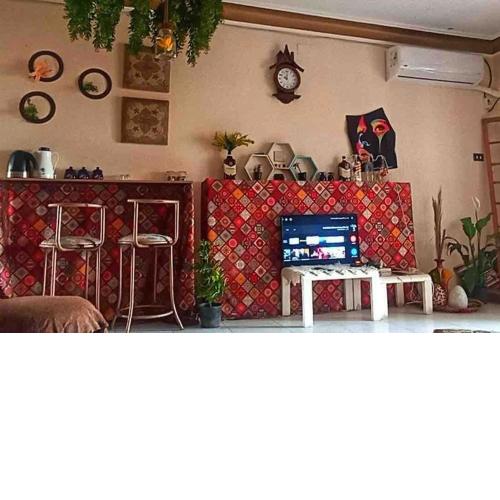 Lola's House