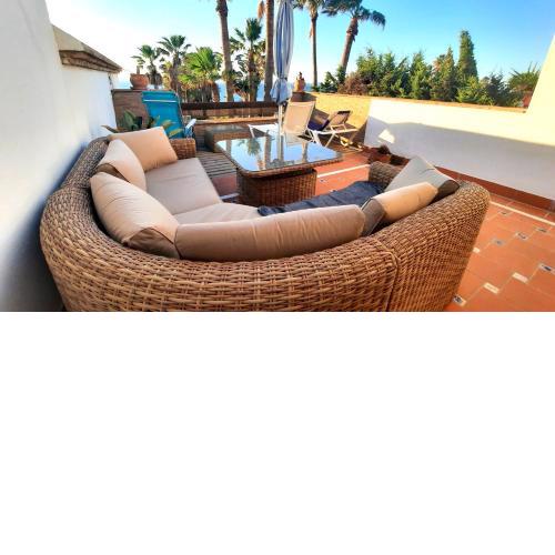 Loma del Rey 56 - casa primera linea de mar
