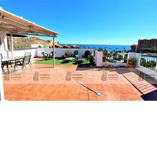 Lomas de Mena 15 - Ático con vistas al mar - Barbacoa y Piscina- PARKING GRATIS