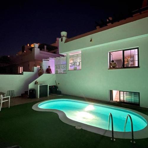Long Beach Surf House