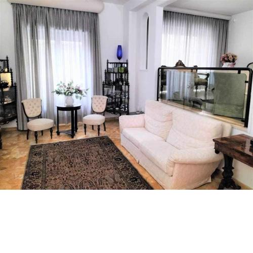 Lorenzo Il Magnifico Elegant with Two Bedrooms