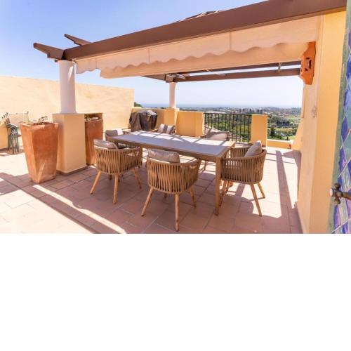 Los Arqueros Golf Apartments