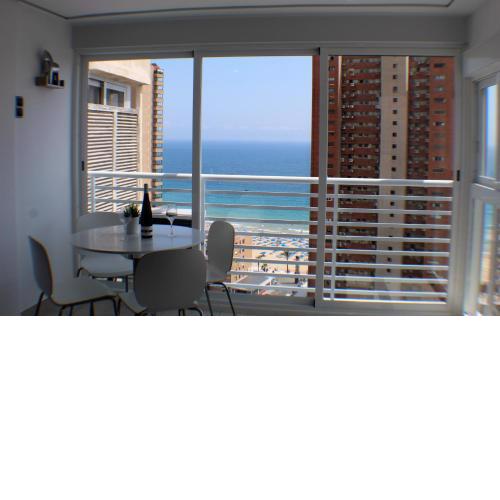 LOS CABALLOS PREMIUM Levante Beach