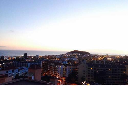 Los Cristianos Apartment With Sea Views