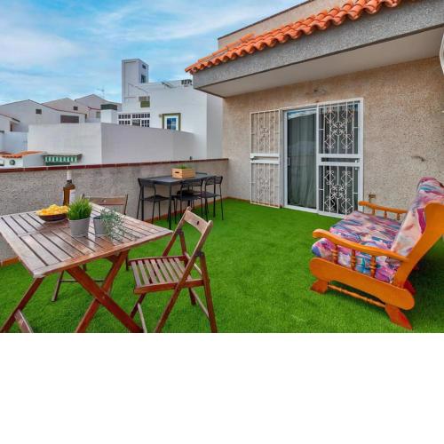 Los Cristianos terrace by Clabao