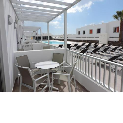Los Gracioseros 106- 2 Bed-Gr Floor-AC-UK TV-WiFi