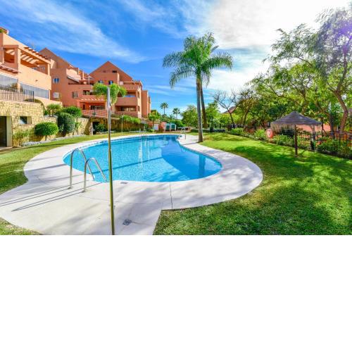 Los Lagos Golf II Charming 3 bedroom apartment in Marbella