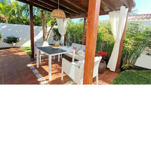 Los Porches D40