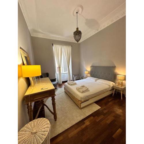 Lounge Apartment - University