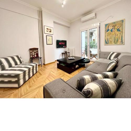 Lovely 1 Bdr in the Center of Athens