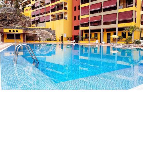 Lovely 1-bedroom apartment whit pool