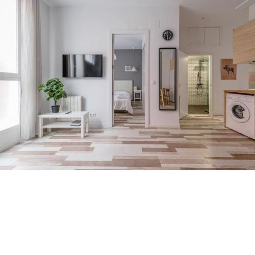 Lovely 2-bed flat in Tetuan by SharingCo.