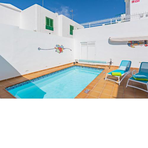 Lovely 3-Bed Villa in Puerto del Carmen