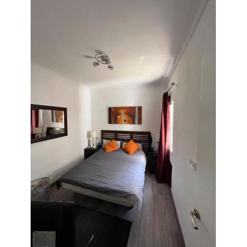 Lovely 4-Bed Cottage in Las Chapas Marbella