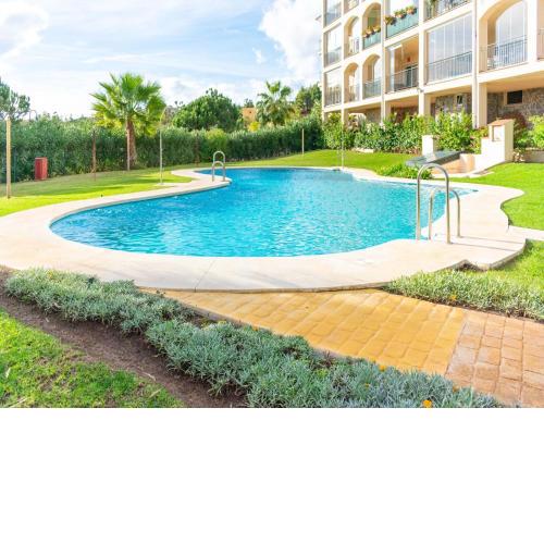 Lovely apartment in Mijas with garden