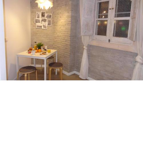 Lovely Apartment in Valencia WIFI Free