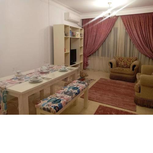 Lovely apartment Right Near Everywhere U Want 2 B