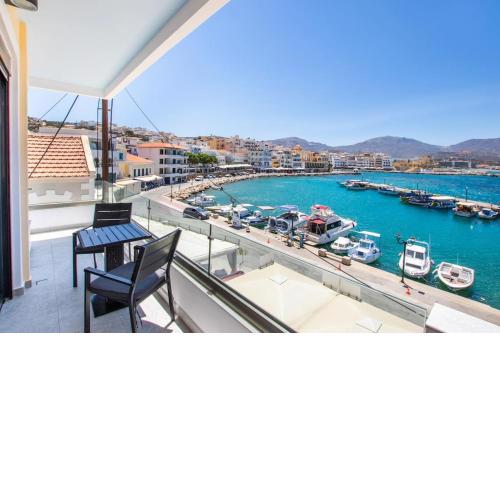 Lovely apartment with harbor view in Pigadia