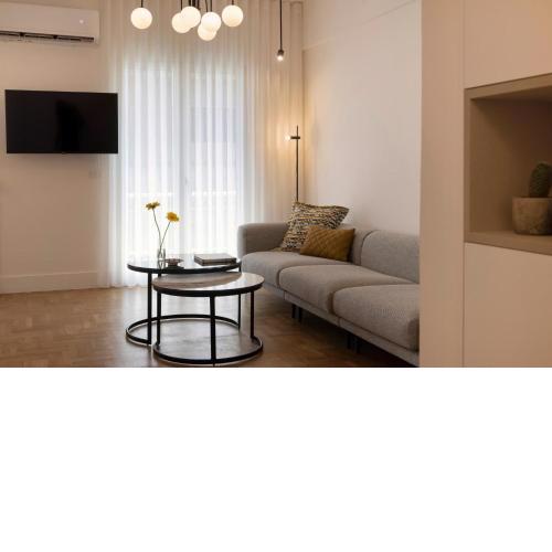 Lovely Apartment with View Next to Kallimarmaro