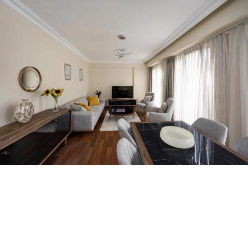 Lovely Bright Central Modern 1bed1bath! #159