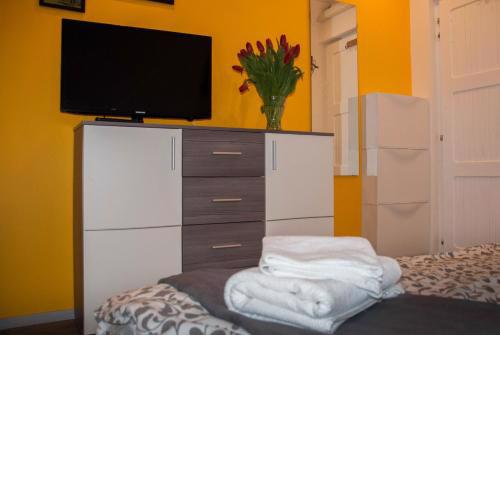 Lovely & Cosy home with WiFi & free parking
