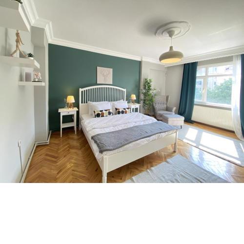 Lovely Flat with Central Location in Fatih