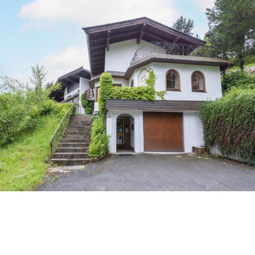 Lovely Holiday Home in Fieberbrunn with 2 Balconies