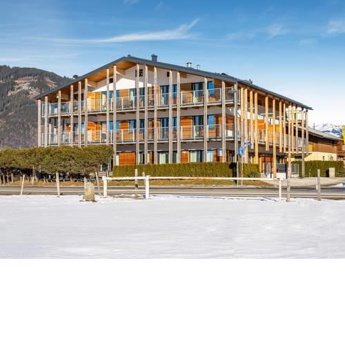 Lovely Holiday Home in Kaprun with Terrace