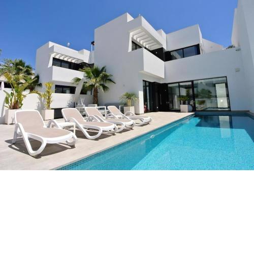 LOVELY LUXURY HOME LA MARINA, SAN FULGENCIO
