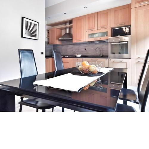 Lovely Modern Apartment