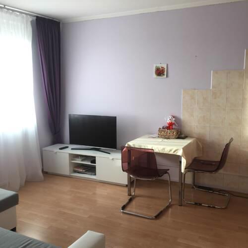 LOVELY ONE BEDROOM APARTMENT