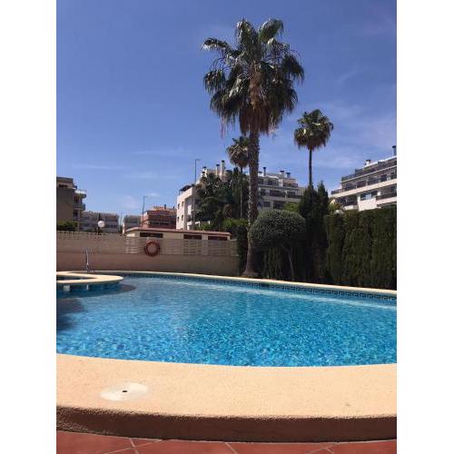 Lovely one bedroom unit with balcony and pool