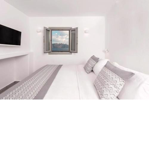 Lovely Santorini Villa Delicate Villa 1 Bedroom Amazing Caldera and Volcano Views Oia