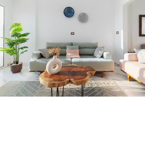 Lovely Seaview Condo in Saba Pasha