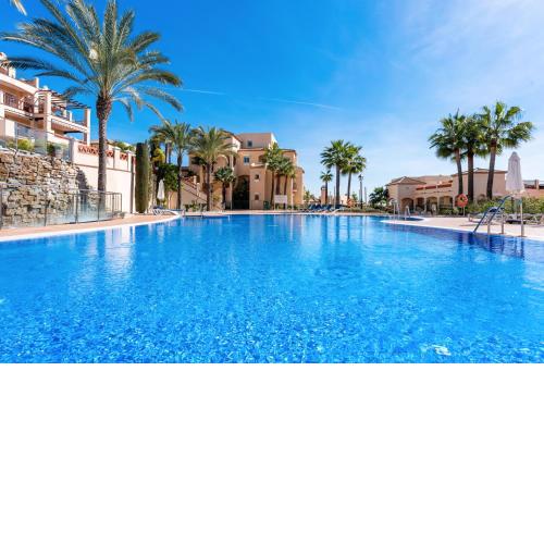Lovely seaview flat with pool Ref M17