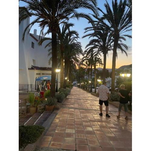 Lovely studio Nerja ground floor