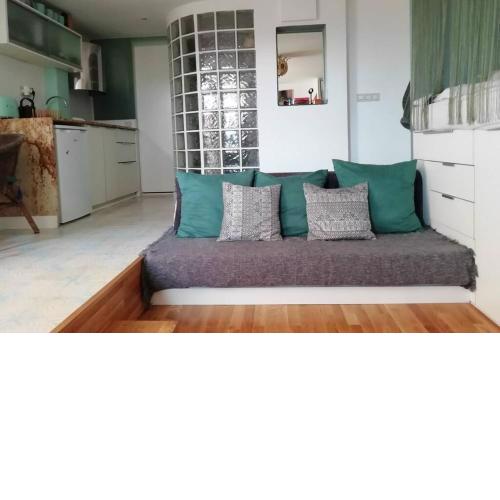 Lovely studio, terrace, swim pool, nature, relax!!