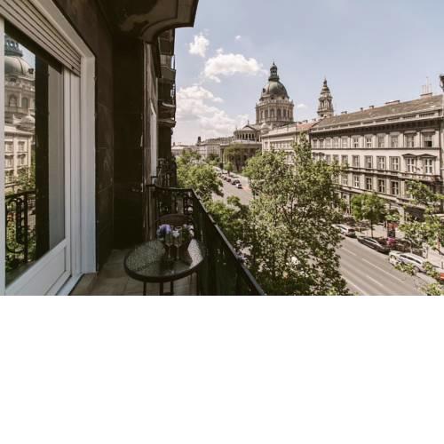 Lovely studio with a view of Basilica