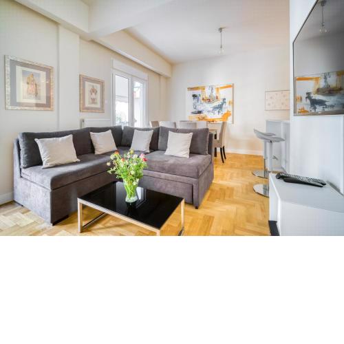 Lovely Sunlit Central Athens 2 Bedroom 2 Bathroom Condo