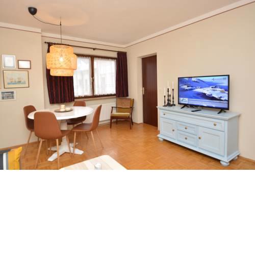 LOW BUDGET Apartment CENTRUM by Z-K-H Rentals