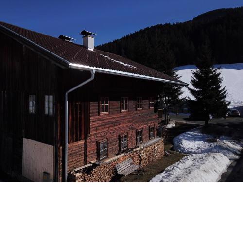 Loya Chalet WILD32