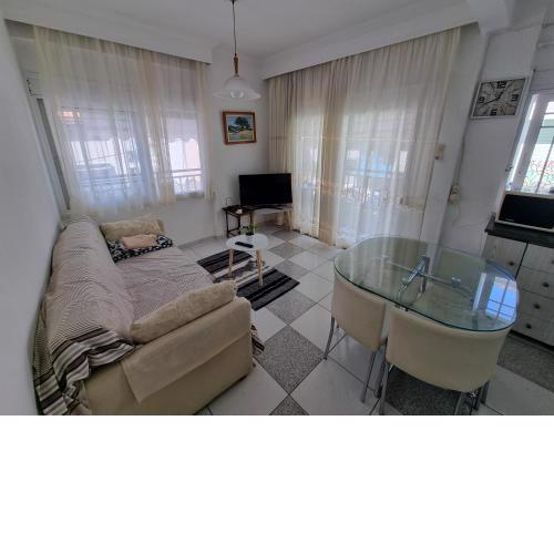 Lucas 5 seaside Flogita apartment