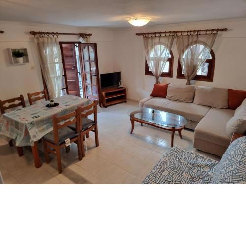 Lucas4 Flogita apartment